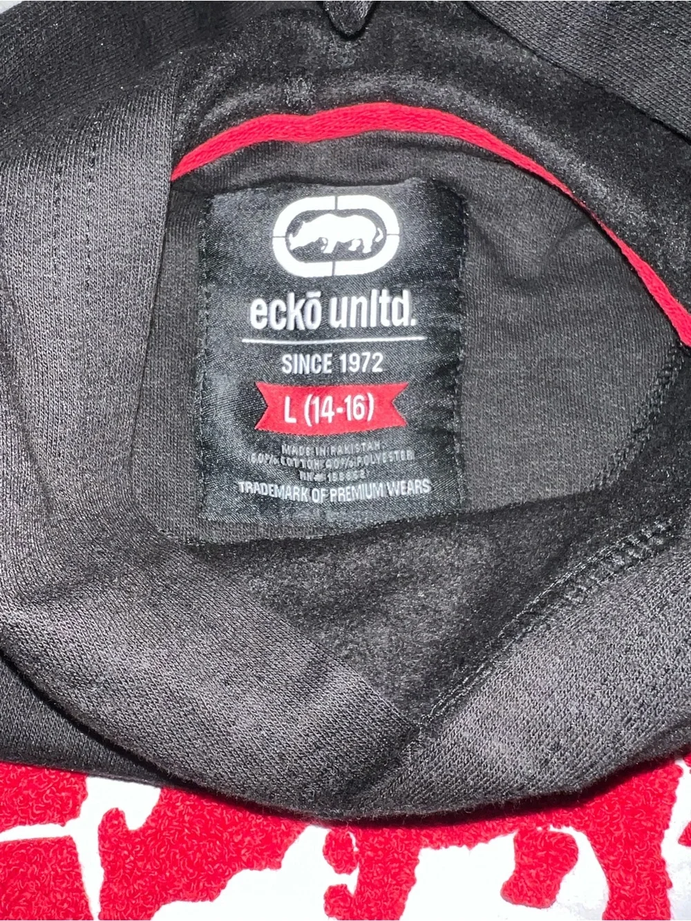 Ecko Unlimited label inside